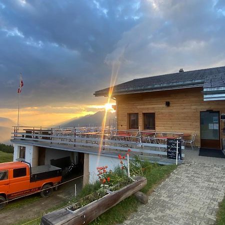 Restaurant Fleschboden Vandrerhjem Rosswald Eksteriør bilde