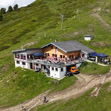 Restaurant Fleschboden Vandrerhjem Rosswald Eksteriør bilde
