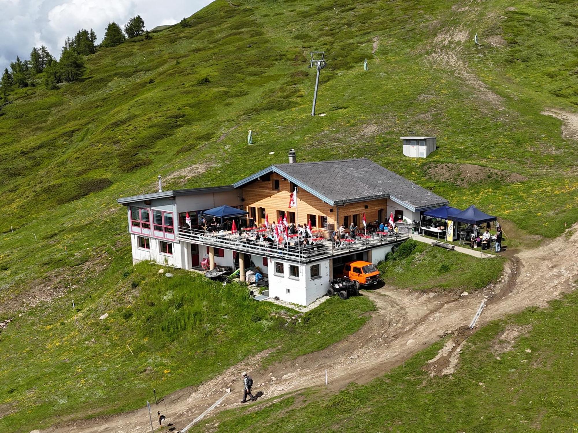Restaurant Fleschboden Vandrerhjem Rosswald Eksteriør bilde