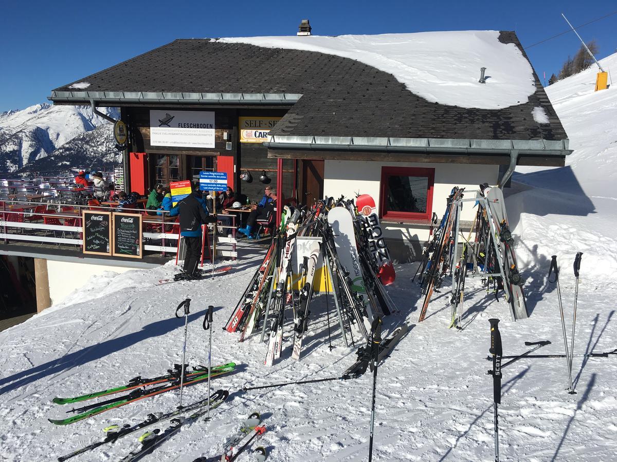 Restaurant Fleschboden Vandrerhjem Rosswald Eksteriør bilde