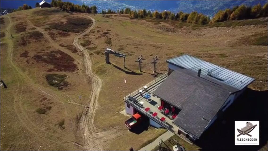 Restaurant Fleschboden Vandrerhjem Rosswald Eksteriør bilde