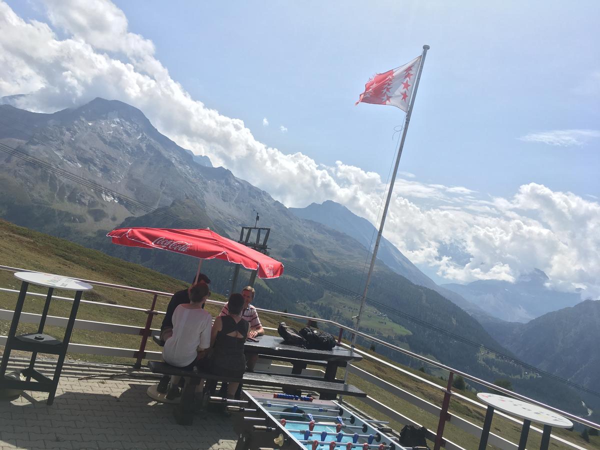 Restaurant Fleschboden Vandrerhjem Rosswald Eksteriør bilde